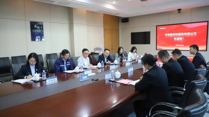 �������ʹ���-׷�󿵽�,����һ������