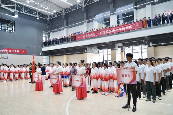 �������ʹ���-׷�󿵽�,����һ������