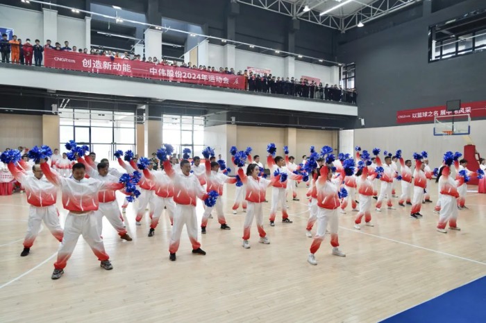 �������ʹ���-׷�󿵽�,����һ������