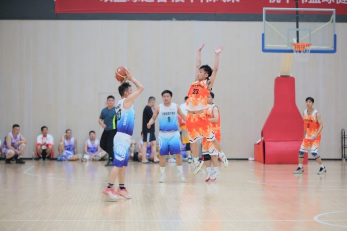 �������ʹ���-׷�󿵽�,����һ������