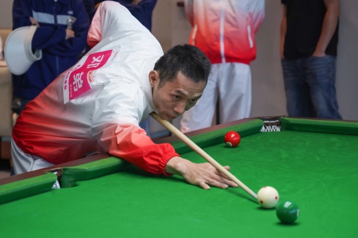 �������ʹ���-׷�󿵽�,����һ������