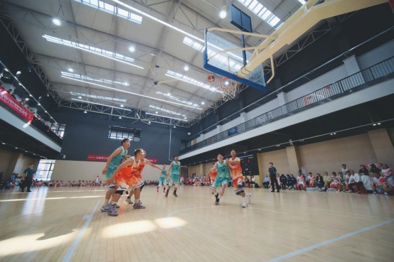 �������ʹ���-׷�󿵽�,����һ������