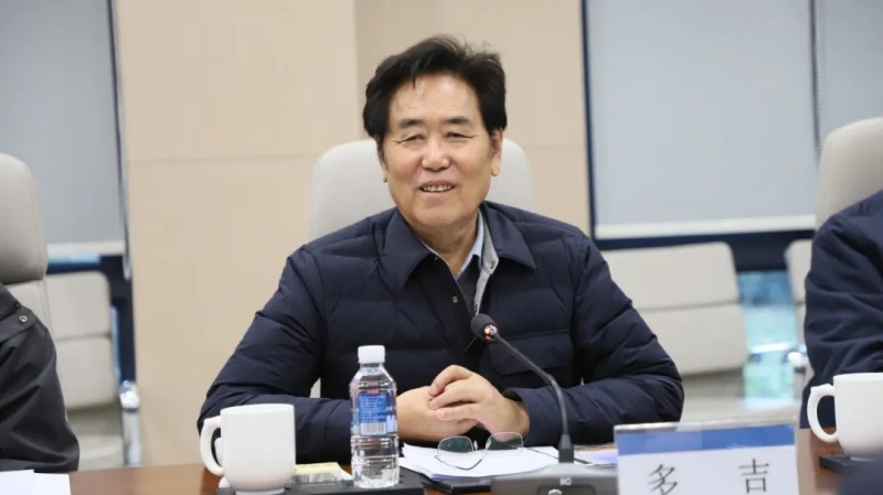 �������ʹ���-׷�󿵽�,����һ������