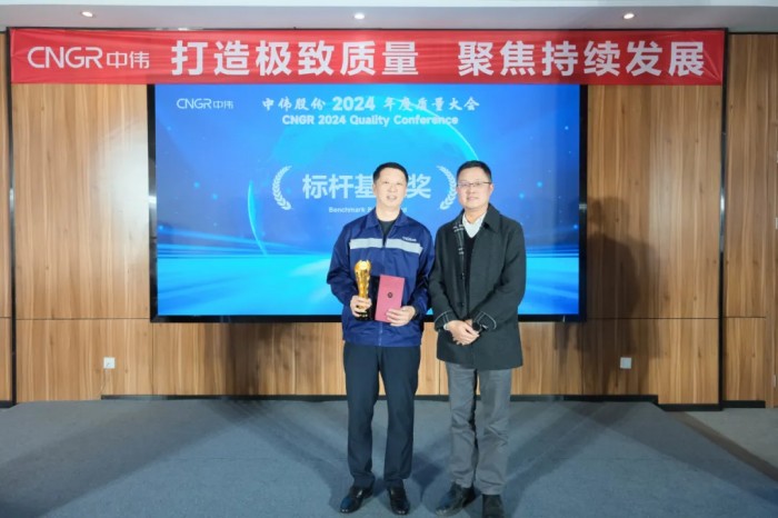 �������ʹ���-׷�󿵽�,����һ������