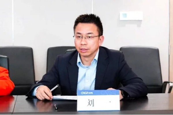 �������ʹ���-׷�󿵽�,����һ������