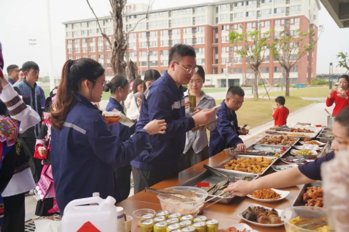 �������ʹ���-׷�󿵽�,����һ������