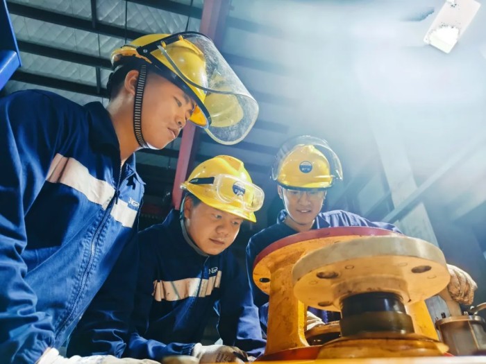 �������ʹ���-׷�󿵽�,����һ������