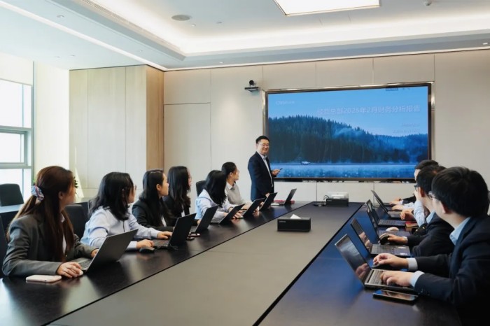 �������ʹ���-׷�󿵽�,����һ������