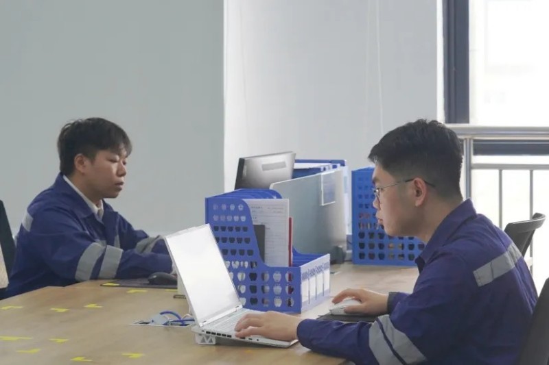 �������ʹ���-׷�󿵽�,����һ������