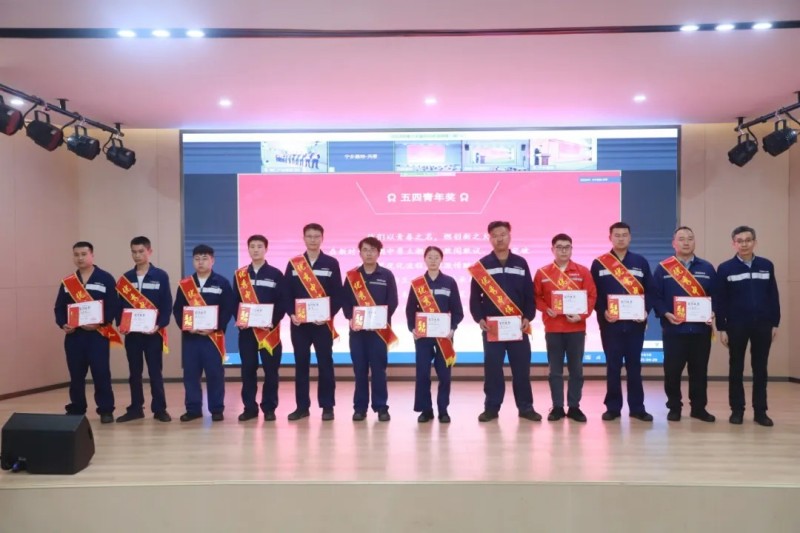 �������ʹ���-׷�󿵽�,����һ������