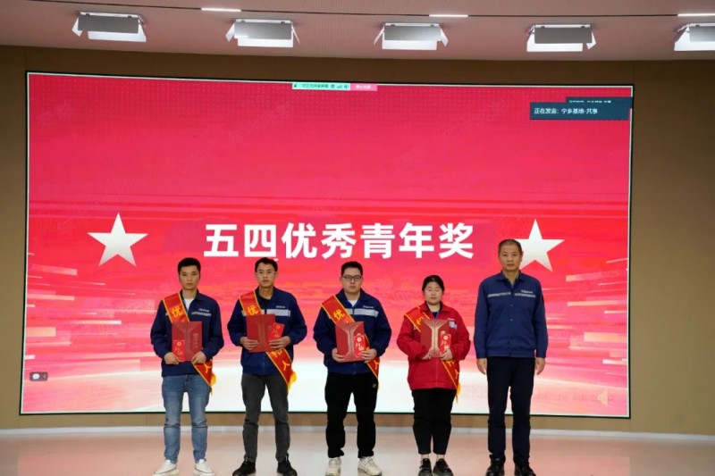 �������ʹ���-׷�󿵽�,����һ������