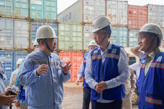 �������ʹ���-׷�󿵽�,����һ������