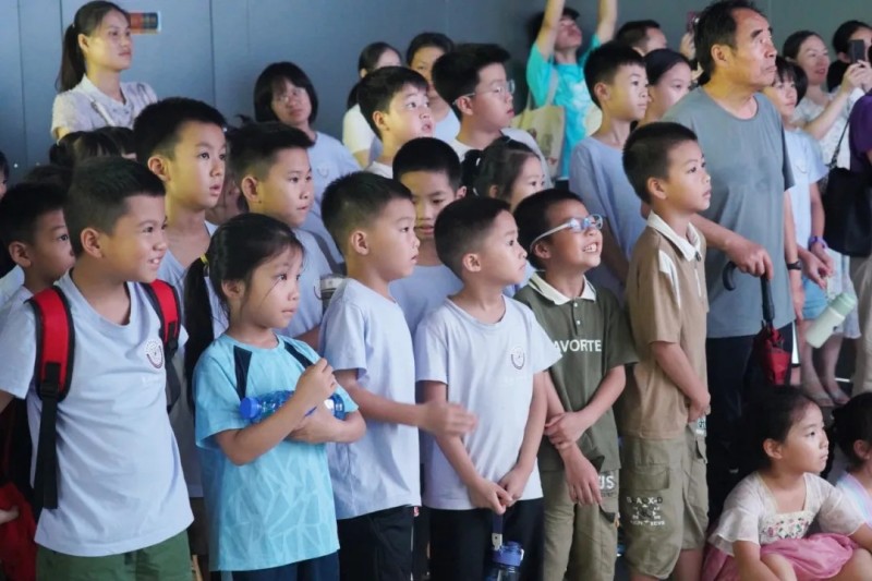 �������ʹ���-׷�󿵽�,����һ������