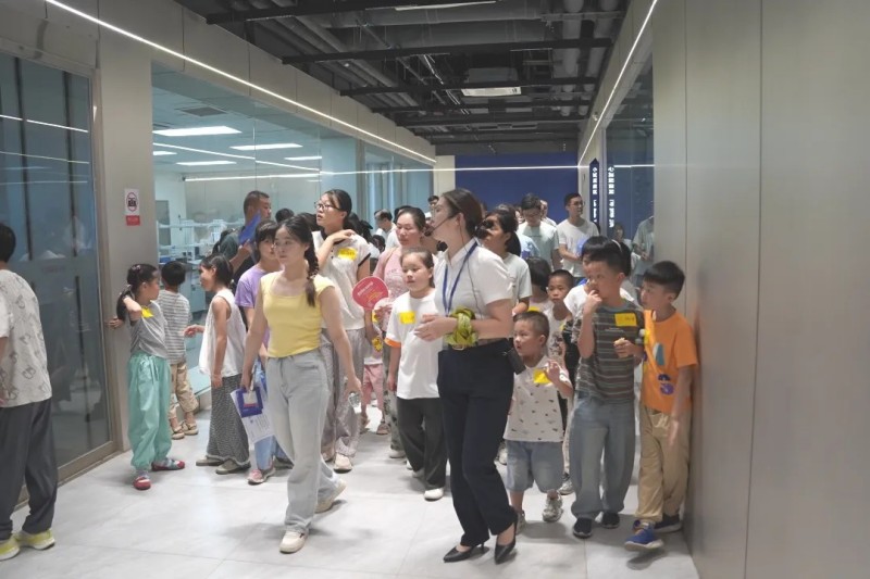 �������ʹ���-׷�󿵽�,����һ������