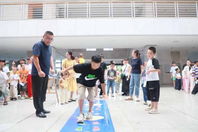 �������ʹ���-׷�󿵽�,����һ������