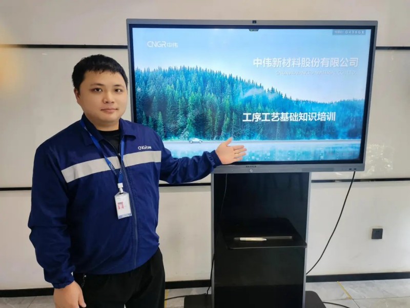 �������ʹ���-׷�󿵽�,����һ������