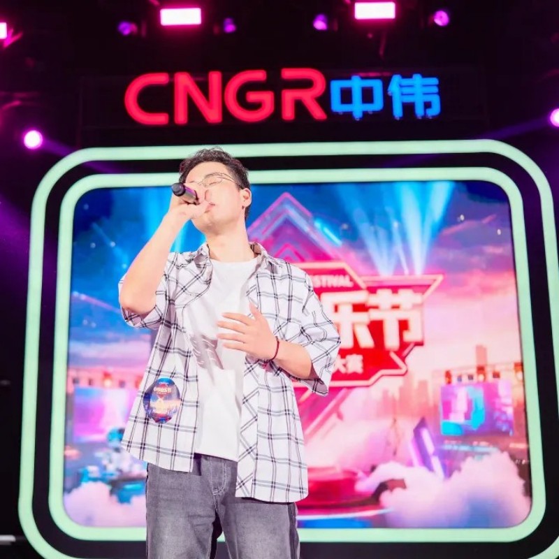 �������ʹ���-׷�󿵽�,����һ������