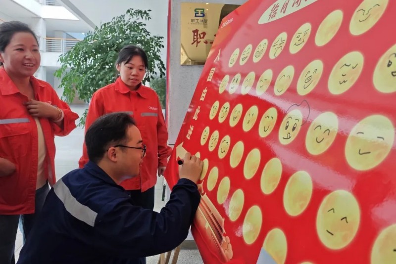 �������ʹ���-׷�󿵽�,����һ������