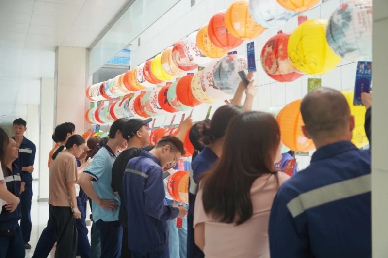 �������ʹ���-׷�󿵽�,����һ������