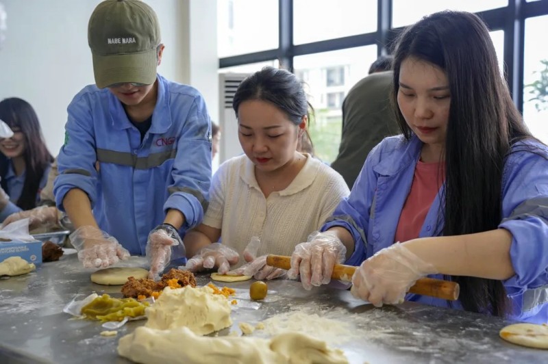 �������ʹ���-׷�󿵽�,����һ������