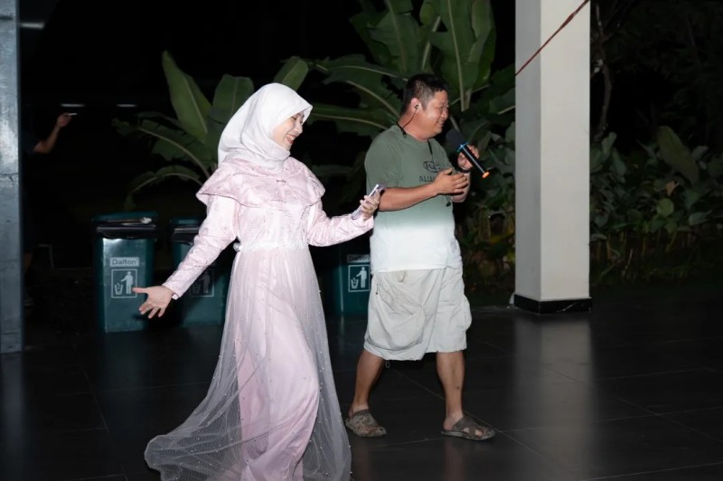 �������ʹ���-׷�󿵽�,����һ������