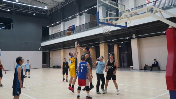 �������ʹ���-׷�󿵽�,����һ������