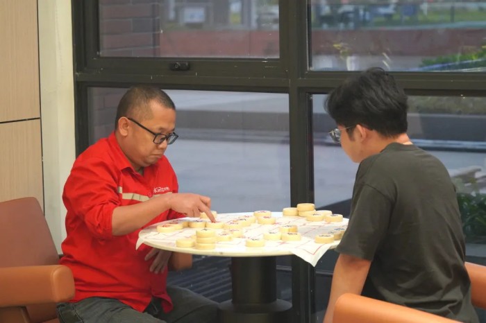 �������ʹ���-׷�󿵽�,����һ������