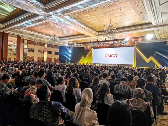 �������ʹ���-׷�󿵽�,����һ������