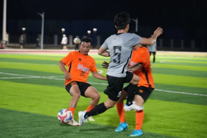 �������ʹ���-׷�󿵽�,����һ������