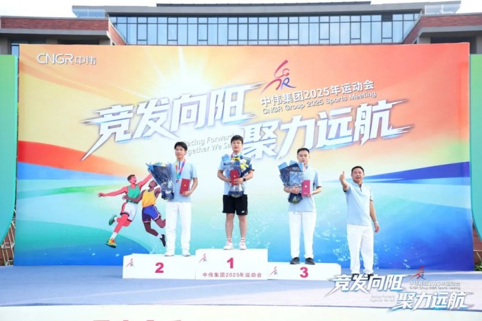 �������ʹ���-׷�󿵽�,����һ������