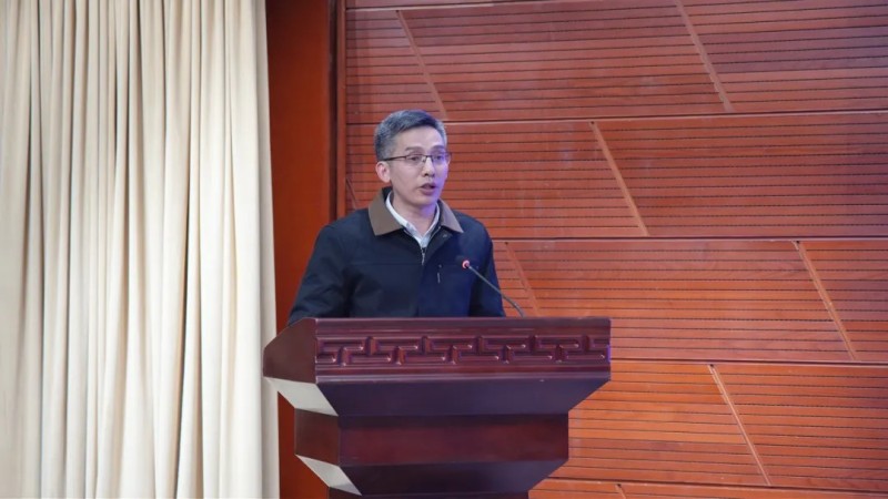 �������ʹ���-׷�󿵽�,����һ������