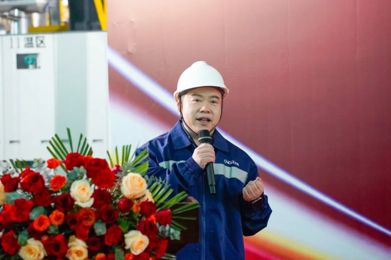 �������ʹ���-׷�󿵽�,����һ������